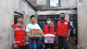 Di Tengah Tadarus Pagi, Rumah Lansia di Warudoyong Hangus Terbakar