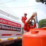 Ratusan Keluarga di Cikundul Hilir Kota Sukabumi Kesulitan Air Bersih, PMI Salurkan Bantuan Air Bersih
