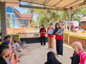 Tak Hanya Distribusi Air Bersih, PMI Kota Sukabumi Edukasi Warga agar Bijak Menggunakan Air dan Tetap Sehat