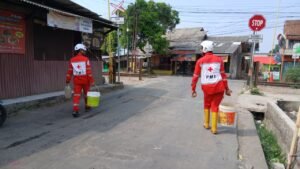 Jumat Berkah PMI Kota Sukabumi, Sedekah Air Bersih untuk Warga yang Membutuhkan